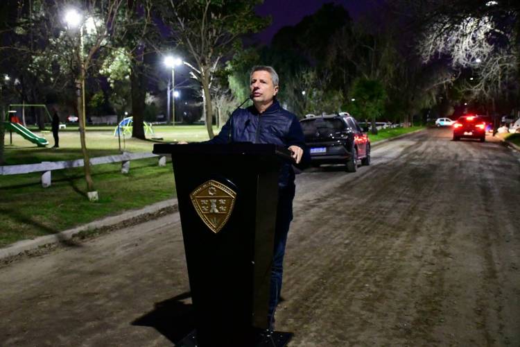 Más luminarias LED para barrio El Prado