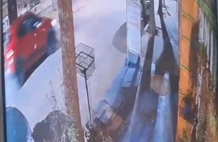 Denuncian que remisero atropelló a un joven y escapó, pero la familia lo identificó por su cuenta