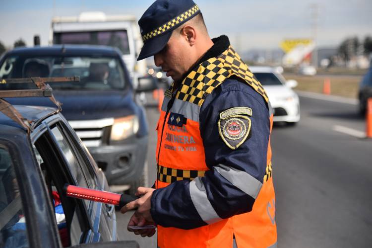 Vuelven a subir las multas de la Policía Caminera