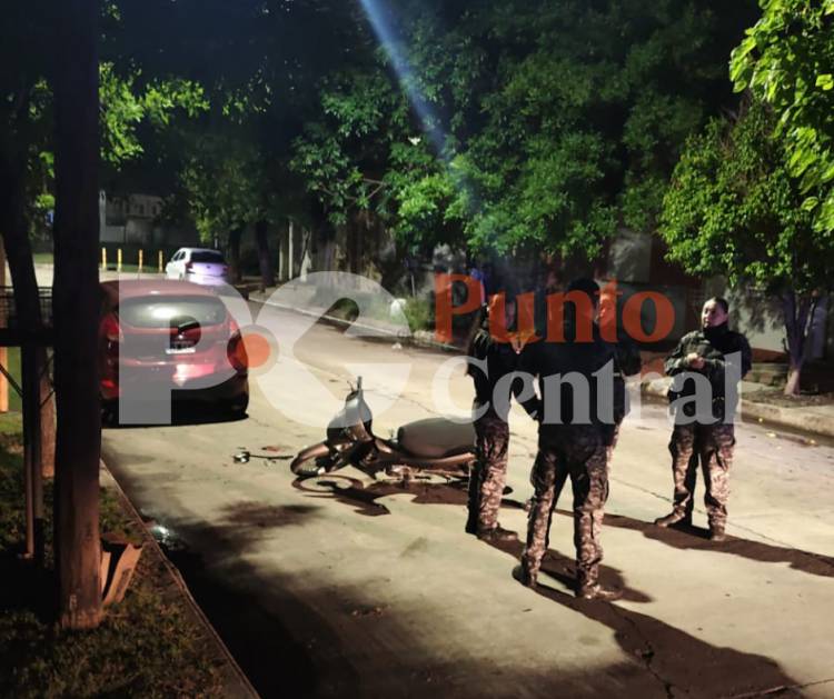 Mujer resultó con lesiones leves en accidente de tránsito 