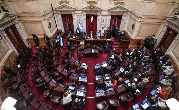 Reforma laboral: entró al Senado, impone cambios claves y quita poder a los gremios que ya anticiparon su rechazo