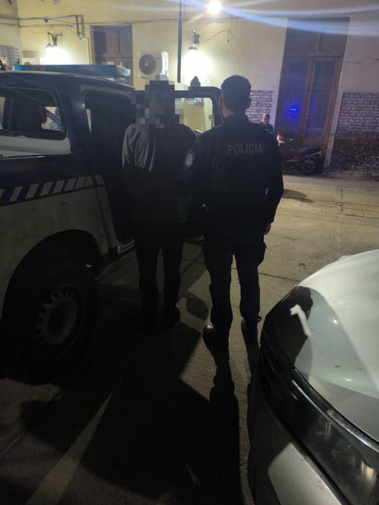 Detienen a un hombre por violar una medida cautelar en barrio Bouchard