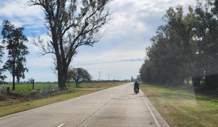 Joven de 29 años resultó gravemente herido tras un siniestro vial entre Balnearia y Miramar